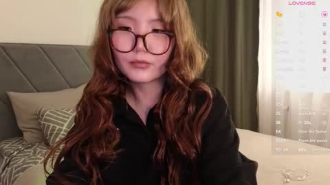 Snapshot of nullgirll chatting on March 20, 2026, 12:26 am Erica online show from March 20, 2026, 12:26 am