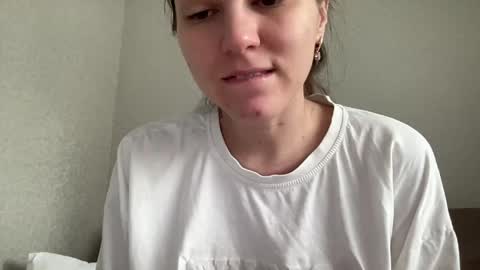 Ema online show from April 21, 2026, 10:54 am