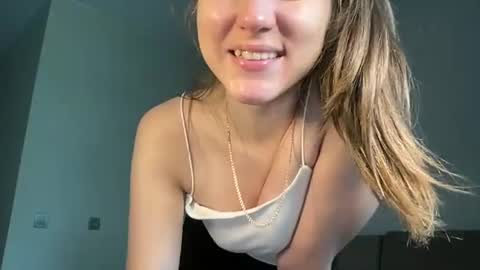 Snapshot of nursedoll chatting on June 12, 2026, 7:29 am Ema online show from June 12, 2026, 7:29 am