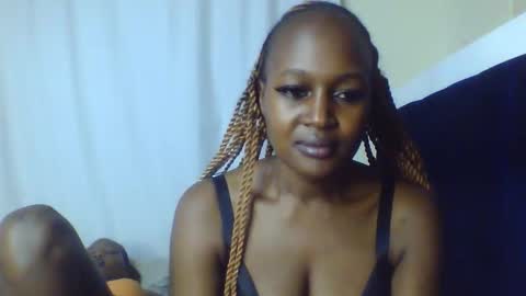 nutgal online show from April 7, 2026, 12:38 pm