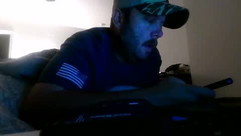 nuttincowboy727272 online show from April 6, 2026, 12:08 am