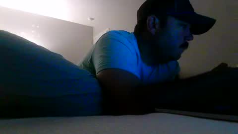 nuttincowboy727272 online show from April 18, 2026, 1:15 pm