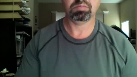 nvrenuff1979 online show from March 1, 2026, 1:35 pm