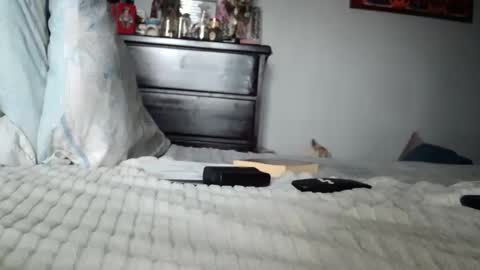 KN online show from October 8, 2025, 6:27 pm