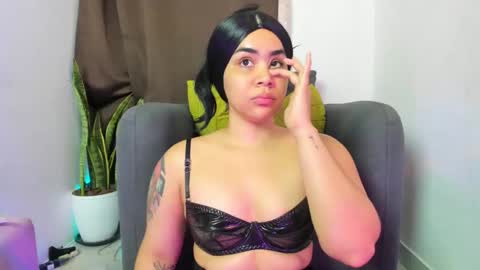 Snapshot of nyalgasai1 chatting on April 13, 2026, 4:51 am Nia online show from April 13, 2026, 4:51 am