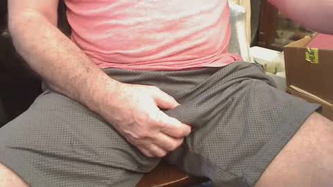 nyc1323 online show from September 28, 2025, 12:21 pm