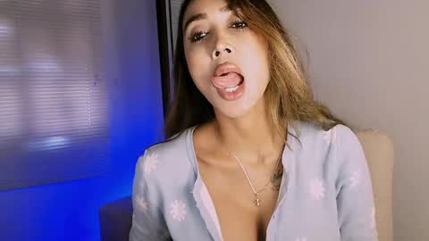 Snapshot of nycole_1988 chatting on April 9, 2026, 10:15 pm Nycole online show from April 9, 2026, 10:15 pm