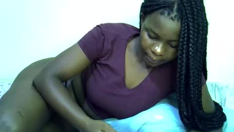 Snapshot of nyla_shal chatting on April 25, 2026, 4:48 pm Shalvin online show from April 25, 2026, 4:48 pm