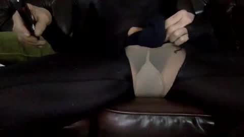 Snapshot of nylon2412 chatting on December 2, 2025, 11:26 am nylon2412 online show from December 2, 2025, 11:26 am