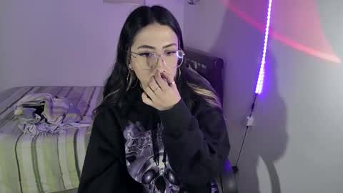 Snapshot of nymph_frida chatting on February 11, 2025, 9:09 am Frida online show from February 11, 2025, 9:09 am