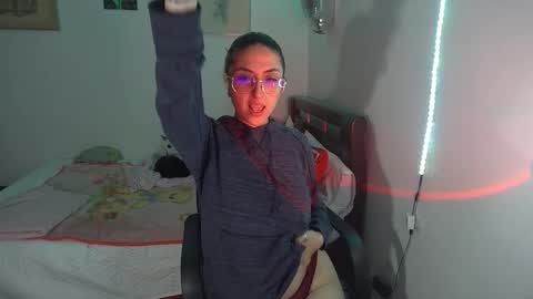 Snapshot of nymph_frida chatting on January 15, 2026, 9:14 am Frida online show from January 15, 2026, 9:14 am