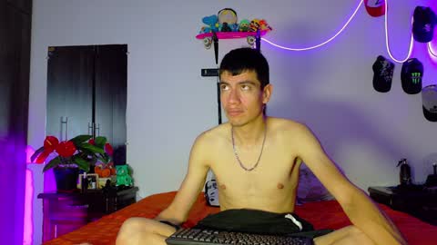 Snapshot of nymphobuddies chatting on January 19, 2025, 9:13 pm David and Steven Independents online show from January 19, 2025, 9:13 pm