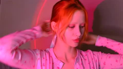 nyra_thira online show from October 13, 2025, 6:19 pm