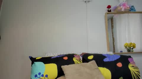 Snapshot of nyusha619933 chatting on October 27, 2025, 8:46 pm Laura nyu online show from October 27, 2025, 8:46 pm