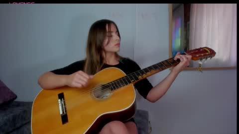 Snapshot of nyusha619933 chatting on February 3, 2026, 8:58 pm Laura nyu online show from February 3, 2026, 8:58 pm