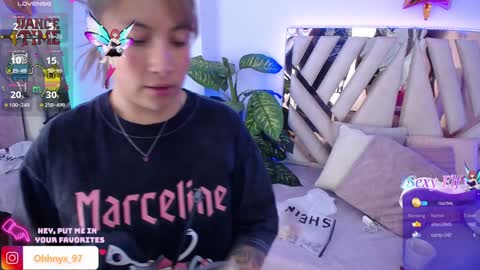 Alex   .    online show from January 16, 2025, 3:34 am