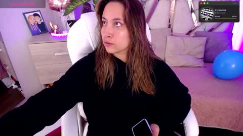 Alex   .    online show from October 5, 2025, 9:45 pm