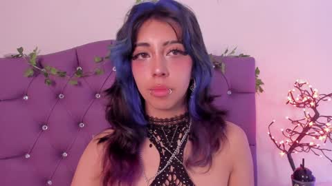   online show from December 10, 2024, 5:33 pm