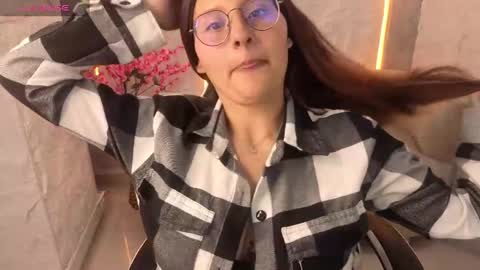 Snapshot of nyx_tamy_tx chatting on October 11, 2025, 1:09 pm Online 800 to 1400 online show from October 11, 2025, 1:09 pm