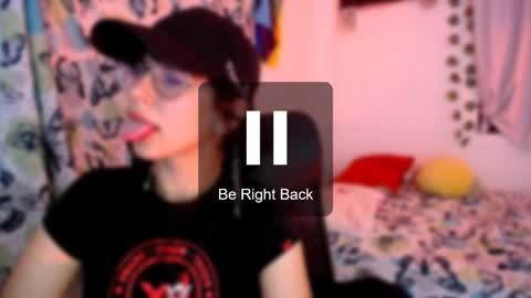 Nyxxei online show from January 13, 2026, 2:39 am