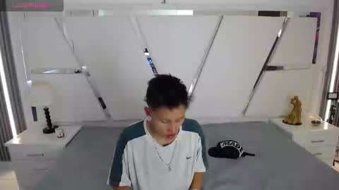 oblivionlove online show from February 2, 2026, 12:59 pm