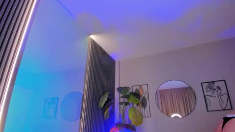 Rubby online show from December 4, 2025, 6:12 am