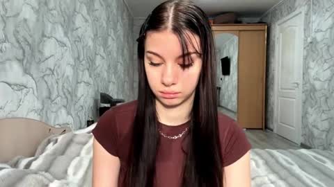 Amelia online show from November 3, 2025, 6:14 am