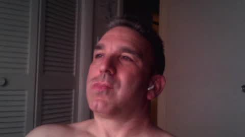 Snapshot of oceanmanx chatting on August 6, 2026, 2:02 am Ocean online show from August 6, 2026, 2:02 am