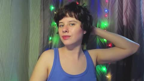 Evie online show from October 18, 2025, 12:17 pm