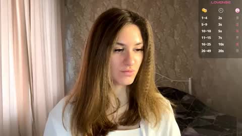 Mia online show from January 13, 2026, 9:03 am