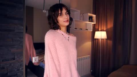 Thea online show from March 9, 2025, 9:36 pm