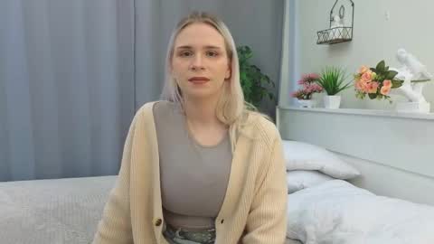 Eliana online show from December 9, 2024, 4:56 am