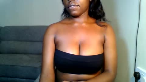 Snapshot of odrienna chatting on June 6, 2026, 11:09 pm odrie online show from June 6, 2026, 11:09 pm