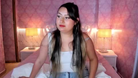 Snapshot of odtte_sweet chatting on May 25, 2026, 7:20 pm Mia online show from May 25, 2026, 7:20 pm