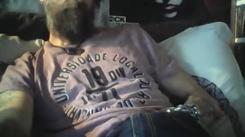 Snapshot of oedipe666 chatting on July 8, 2026, 4:17 am oedipe666cam online show from July 8, 2026, 4:17 am