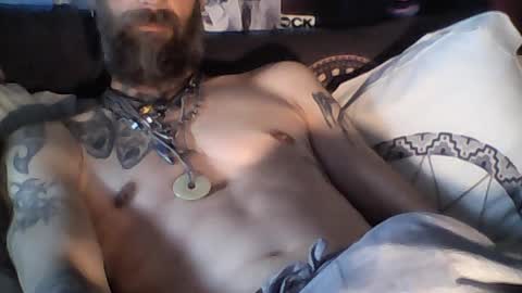 Snapshot of oedipe666 chatting on July 10, 2026, 4:39 am oedipe666cam online show from July 10, 2026, 4:39 am