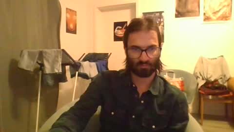 Snapshot of oeffel chatting on August 1, 2026, 11:36 pm oeffel online show from August 1, 2026, 11:36 pm