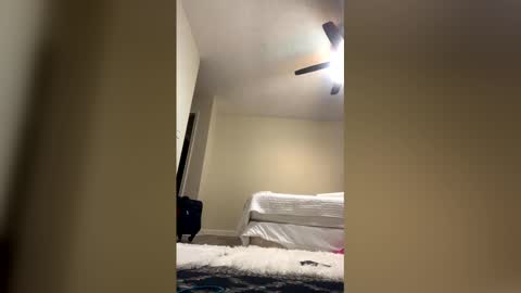 oekirmicijna online show from March 21, 2026, 11:59 am