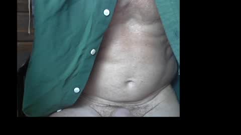 Snapshot of office_slr chatting on August 2, 2026, 3:21 pm Officer online show from August 2, 2026, 3:21 pm