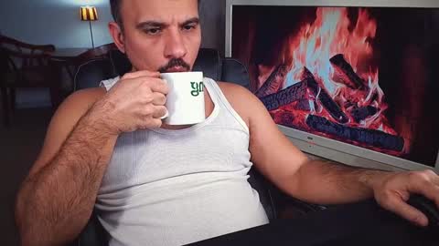 Snapshot of officeman7 chatting on January 25, 2025, 3:20 pm officeman7 online show from January 25, 2025, 3:20 pm