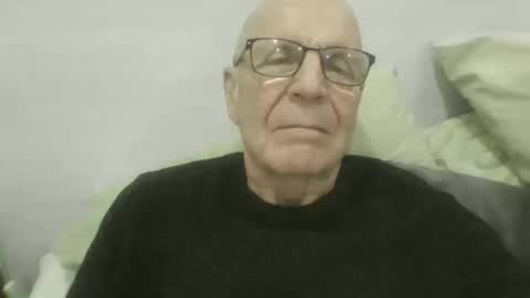 oggi95 online show from November 16, 2025, 8:47 pm