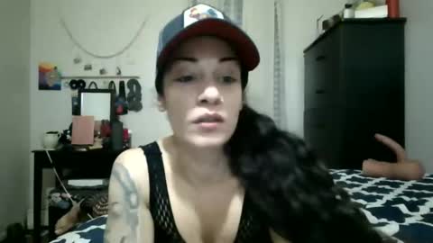 Lit en Cama online show from January 11, 2025, 5:10 am