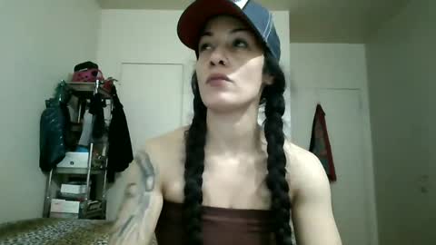 Lit en Cama online show from February 15, 2025, 5:28 pm