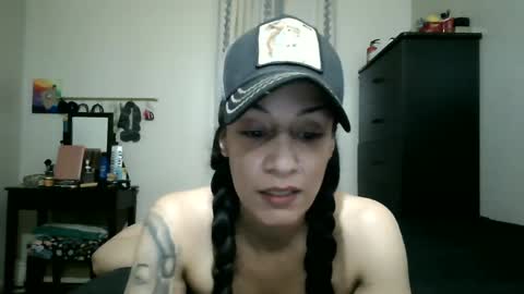 Lit en Cama online show from September 17, 2025, 11:06 pm