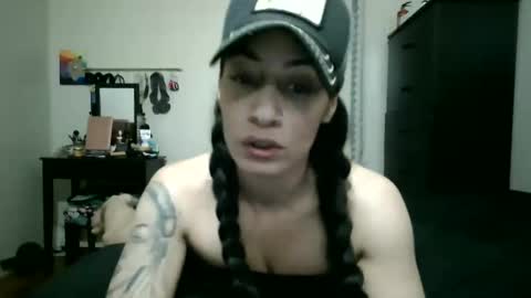 Lit en Cama online show from September 23, 2025, 11:19 pm