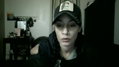 Lit en Cama online show from November 8, 2025, 7:30 am