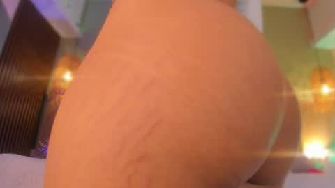 Holly online show from September 30, 2025, 11:48 am