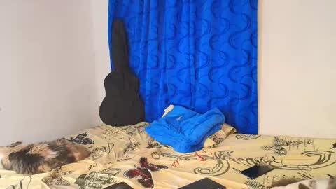 LU online show from November 26, 2025, 4:02 am