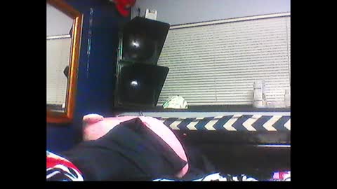 who dares  toss me some  tips lets have fun online show from February 18, 2025, 4:37 am