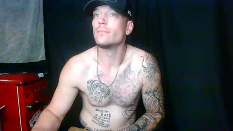 Snapshot of oh_you_know69 chatting on June 17, 2026, 12:29 pm who dares toss me some tips lets have fun online show from June 17, 2026, 12:29 pm